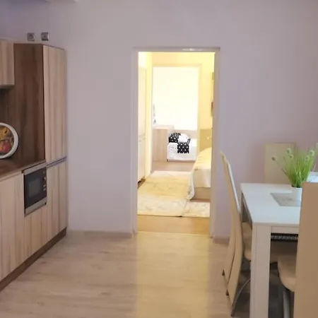 заря Apartment